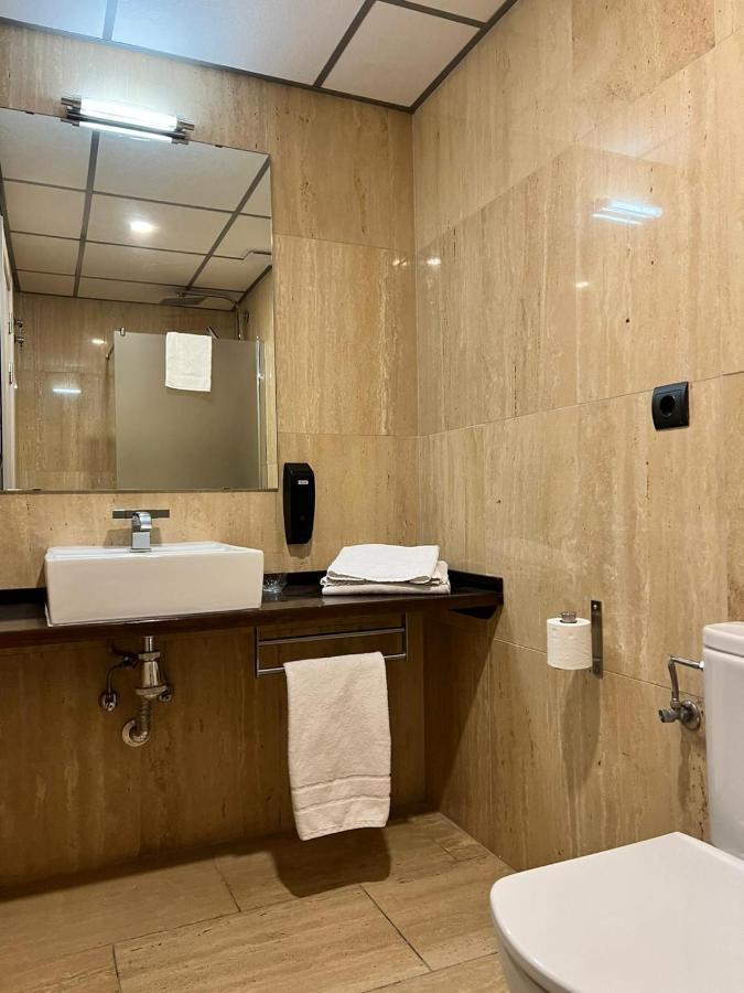 Vtz Hotel San Valero Сарагоса Екстериор снимка